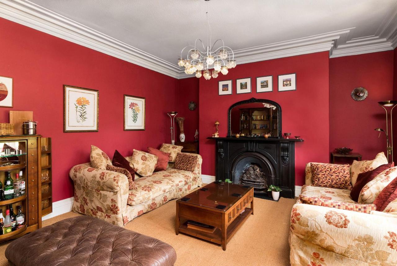 Ffarm Country House อะแบร์เกล ภายนอก รูปภาพ
